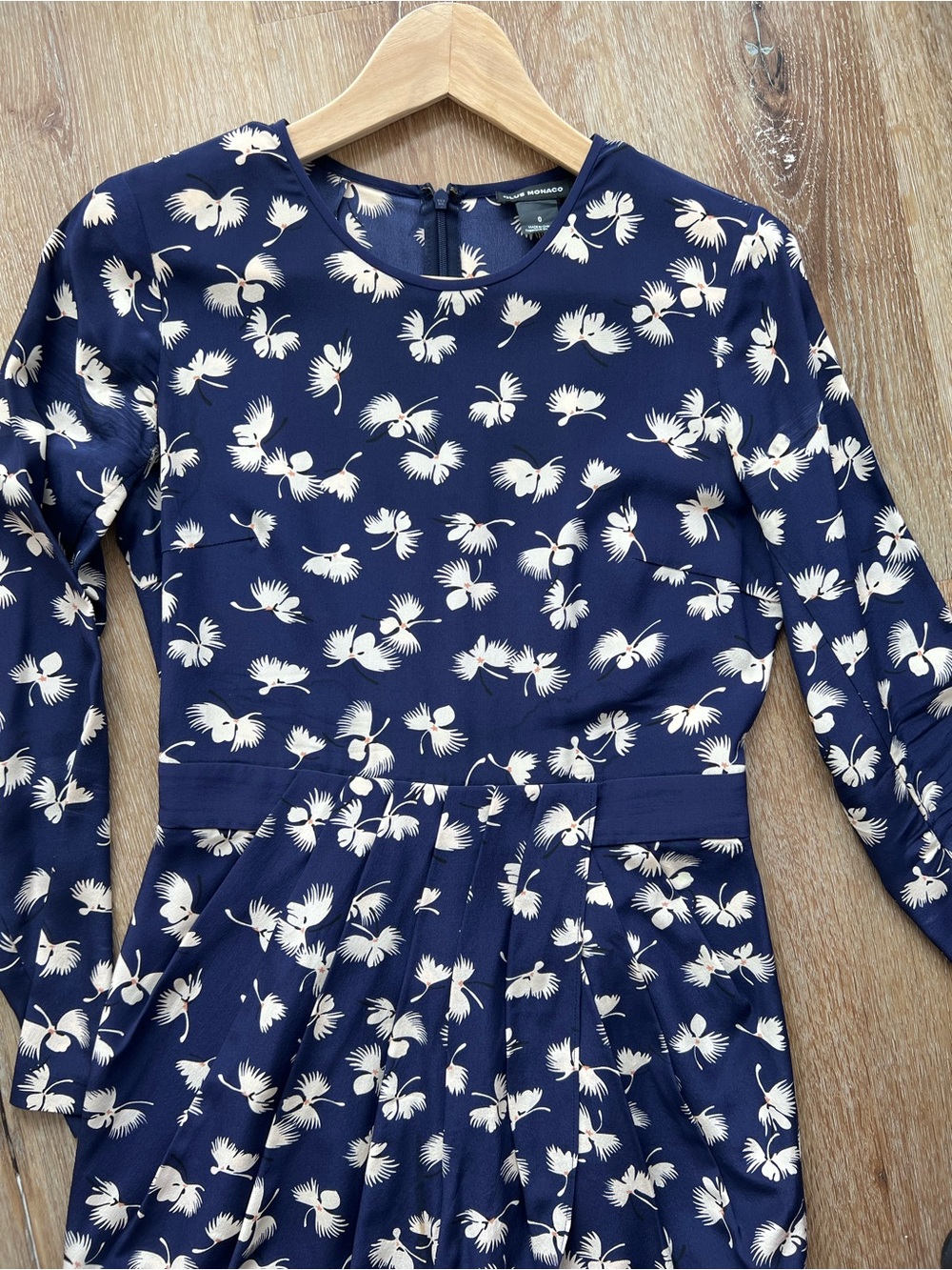 Club Monaco Navy Floral Long-Sleeve Silk Dress Size 0 Fits 0-2 Wedding, Cocktail